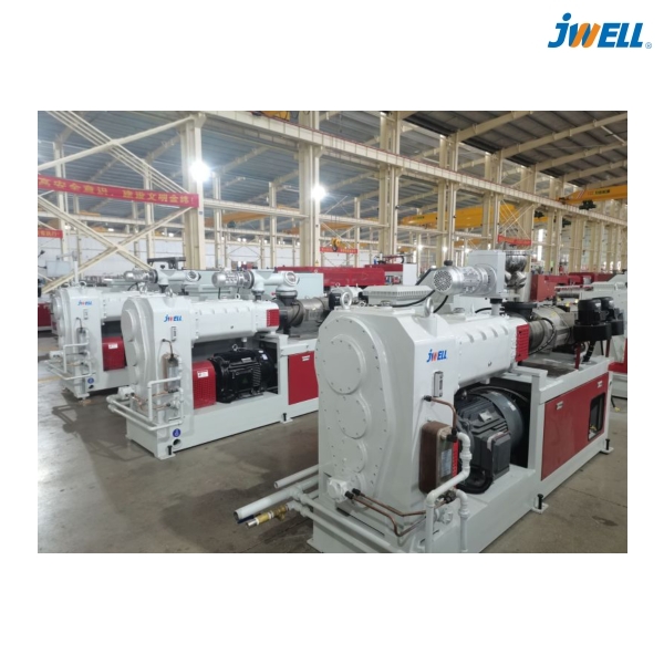 စက်ပစ္စည်းများကို အသုံးပြုနေသည့် Pipe Extrusion အချိန်တိုင်း ဘေးကင်းရေး ကြိုတင်ကာကွယ်မှုများ